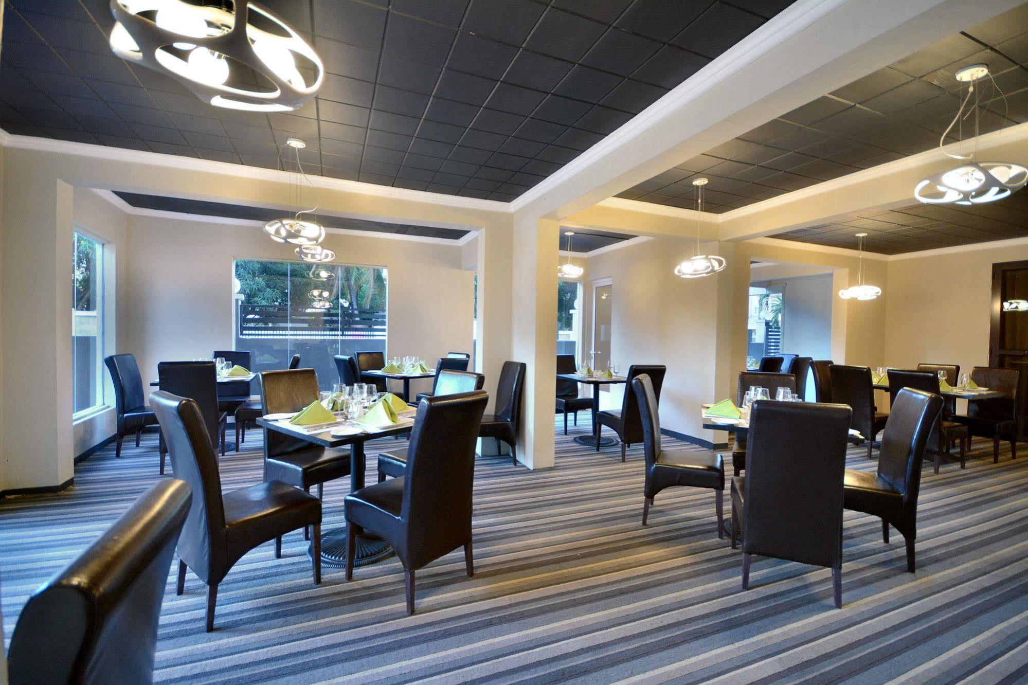 Flic-en-Flacq West Palm Inn מראה חיצוני תמונה